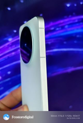 Vivo X300 16/512GB - OriginOS - batteria 6040mAh