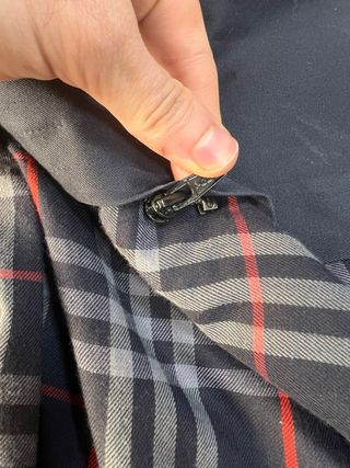 Gabardina Burberry Negra Clásica