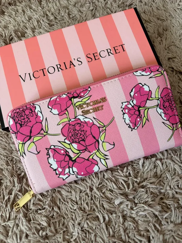 Cartera Victoria's Secret Flores Rayas Rosas