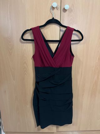 Vestido fiesta ceñido rojo y negro