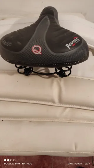 Sillín Bici con Muelles Negro