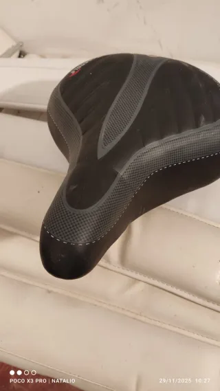 Sillín Bici con Muelles Negro