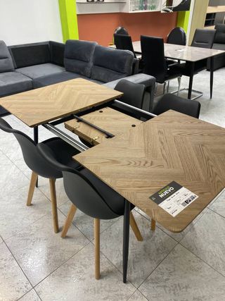 Mesa comedor extensible + 4 sillas