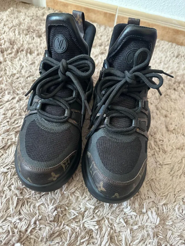 Zapatillas archlight Negras y Marrones