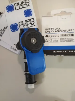 Kit Quad Lock completo retrovisor - barra GPS