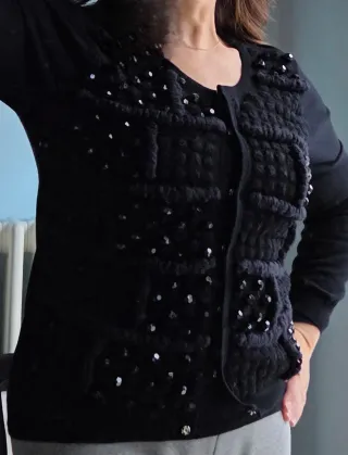Maglia viscosa nera con paillettes