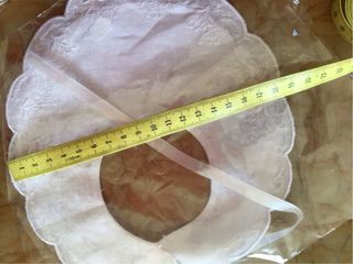 Bavaglino neonato pizzo floreale