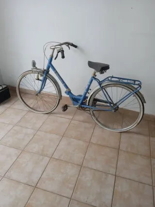 Bicicleta Antigua BH Azul