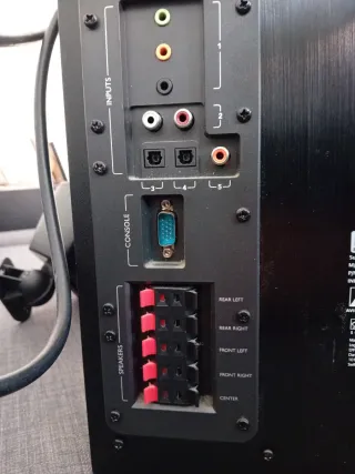 Logitech Dolby Surround Altavoces