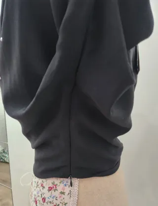 Top Negro Drapeado Talla S