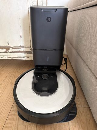 Robot Roomba i7