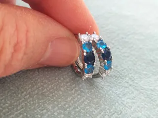 Pendientes aro piedras azules plata de ley