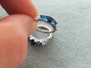 Pendientes aro piedras azules plata de ley