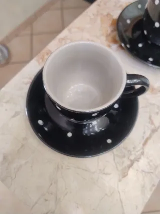 Set 2 tazze con piattini pois