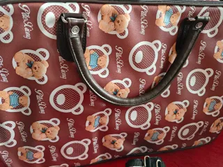 Maleta de viaje con estampado de ositos