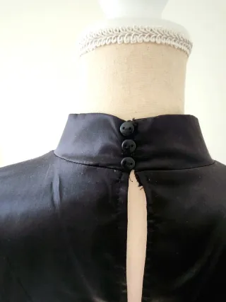 Blusa Negra con Flecos Talla S