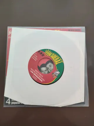 Los Granadians del Espacio Exterior- Feliz Navidad