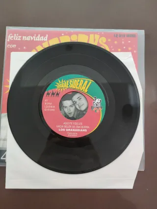 Los Granadians del Espacio Exterior- Feliz Navidad