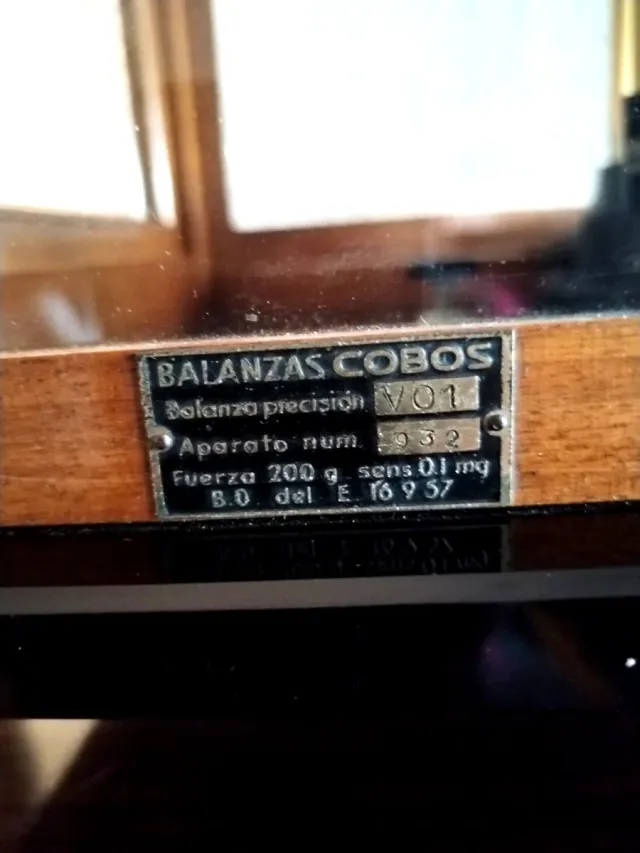 Bilancia di precisione antica