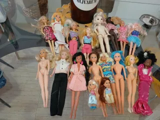 Lote di Bambole Varie