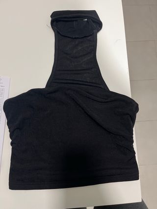 Top negro cuello alto talla única