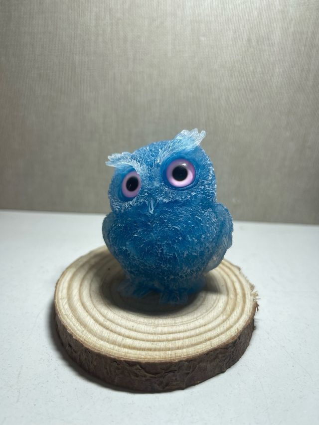 Búho azul decorativo