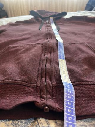 Sudadera con cremallera y capucha granate Talla L