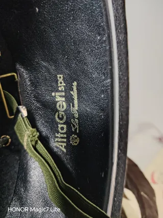 Cappello Bersaglieri con piume e stemma