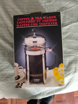 Cafetera y Tetera Pyrex Corning