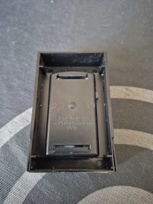 Accendino Zippo Slim Cromato