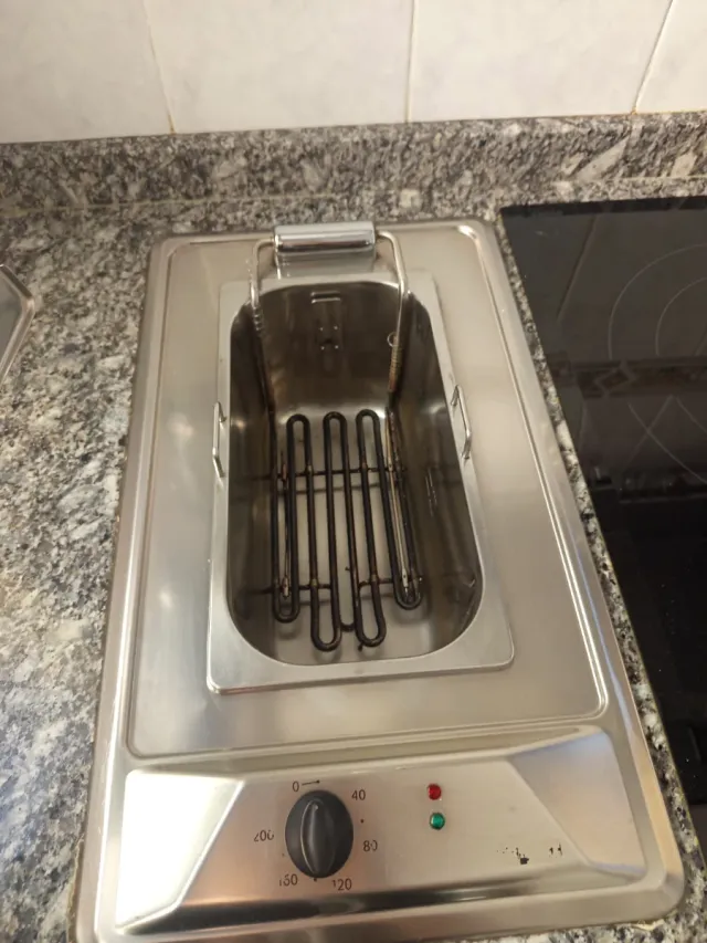 Freidora Eléctrica Empotrable Acero Inoxidable