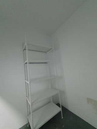 Estantería metálica blanca (sin tornillos)