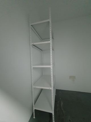 Estantería metálica blanca (sin tornillos)