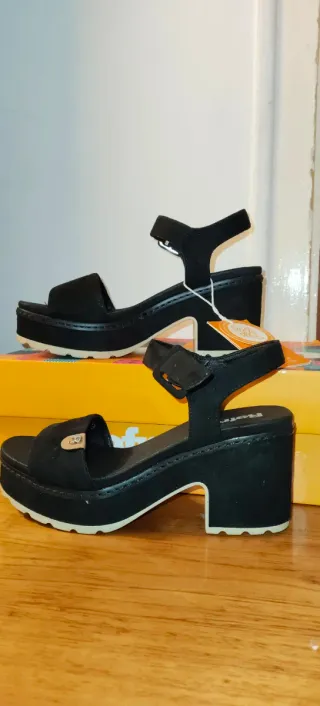 Sandalias Refresh Negras
