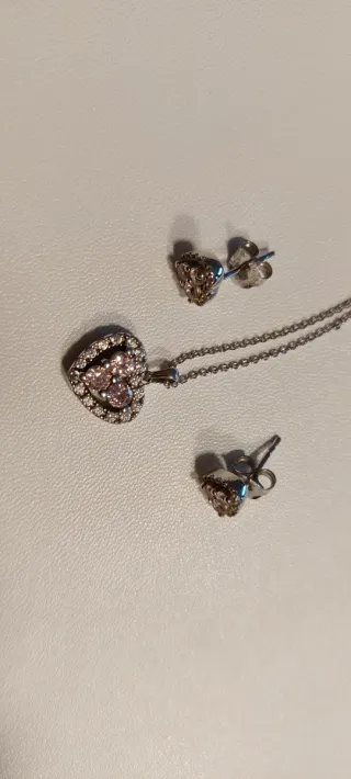 Conjunto Collar y Pendientes Corazón espectacular!