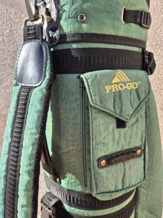 Set 14 palos golf con capuchones y bolsa incluidos