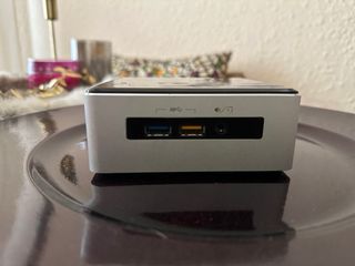 Intel NUC 5i7RYH Mini PC
