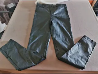 Pantalón efecto piel Zara 14-15 años