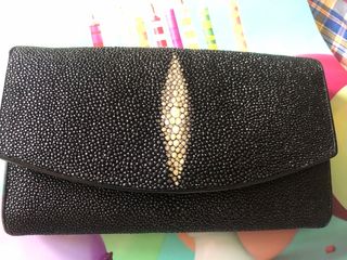 Cartera Piel de Raya Negra