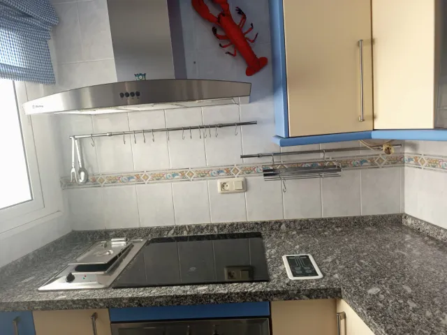 Colgador de cocina con ganchos