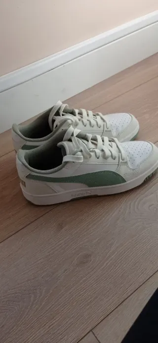 Zapatillas Puma Mujer Blancas y Verdes