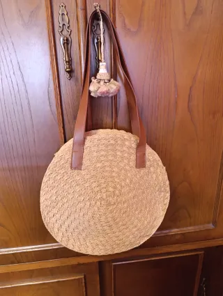 Bolso Rafia Redondo Beige y Marrón