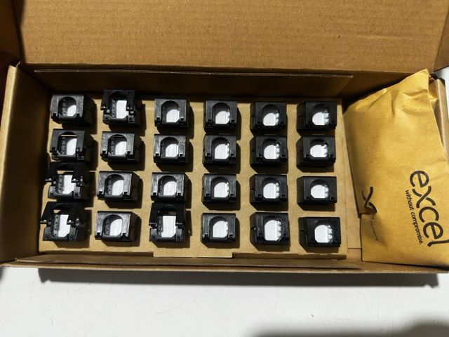 Panel de parcheo Excel 24 puertos CAT6