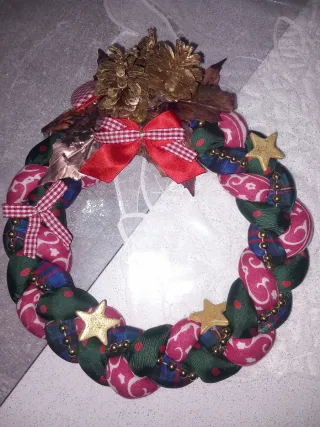 Due ghirlande fatte a mano