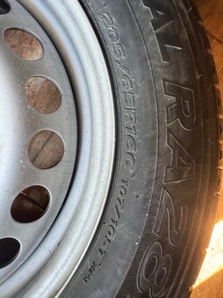 Llantas con neumáticos VW T5