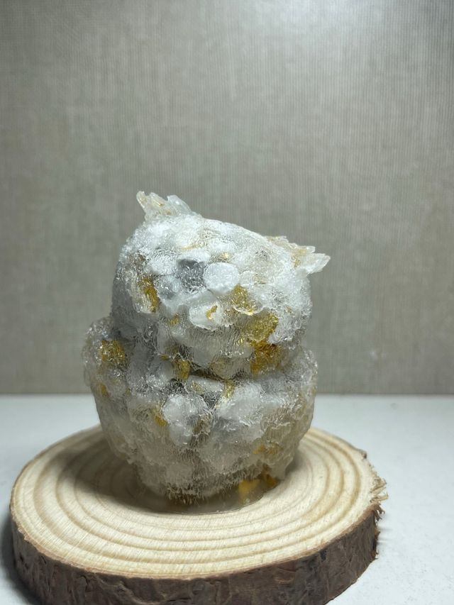 Búho decorativo mineral