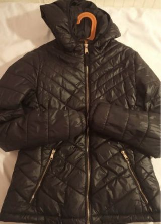 Chaqueta acolchada negra mujer