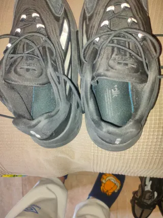 Adidas Ozelia Negras