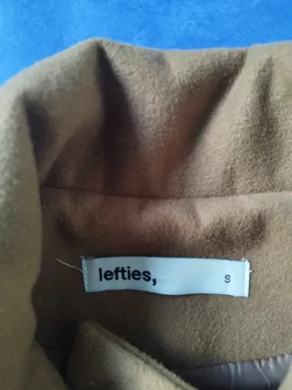 Chaquetón abrigo corto de paño camel