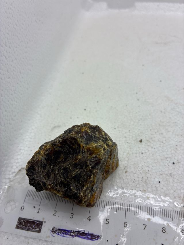 Ámbar natural en bruto